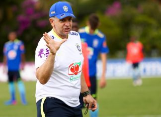 Sub-17 goleia Camarões por 5 a 0 na França