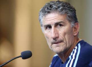 Bauza é anunciado como novo técnico dos Emirados Árabes Unidos