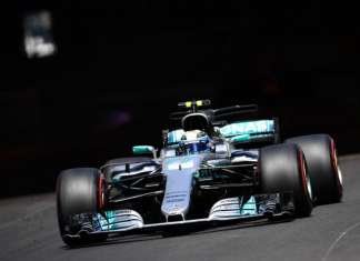 Chefe da Mercedes reconhece favoritismo da Ferrari em 2017
