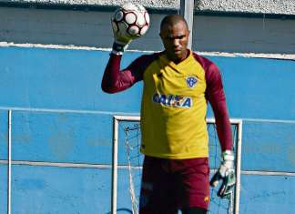 Emerson inicia trabalho de transição no Paysandu