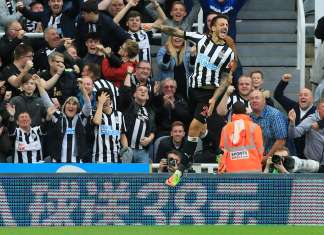 Philippe Coutinho marca, mas Liverpool cede o empata para o Newcastle