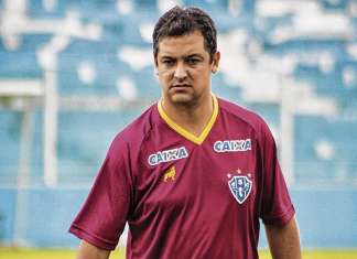 Marquinhos Santos deve repetir esquema contra o Boa Esporte