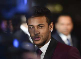Neymar crê que título da Liga dos Campeões pesou para vitória de CR7