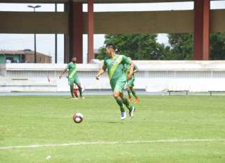 Tuna volta aos treinos e pensa em jogo treino no fim de semana