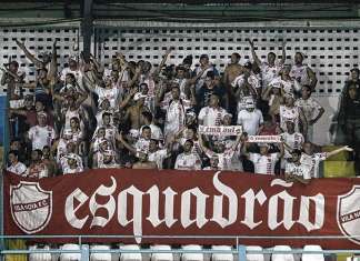 Bombas foram atiradas na torcida do Vila Nova, na Curuzú