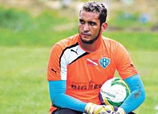 Remo anuncia ex-goleiro do Paysandu e volante do Botafogo-PB