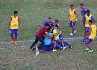Bragantino vence o Tiradentes e está na semifinal