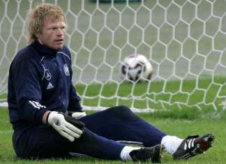 Oliver Kahn diz se arrepender de não ter se transferido para o United