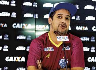 Marquinhos Santos vai ter tempo para trabalhar para temporada 2018
