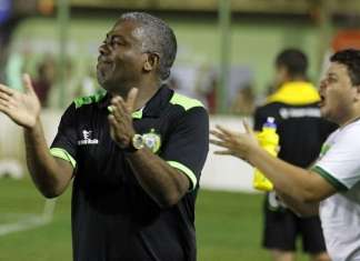 Cacaio têm dúvidas para definir o Jacaré