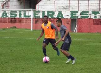Ney da Matta faz experiências, mas não garante vaga no time titular do Remo