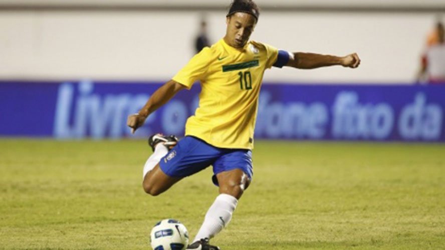 Relembre a trajetória de Ronaldinho Gaúcho na seleção brasileira