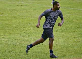 Atual camisa 10 azulino vê o time ainda em processo de evolução