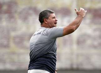 Diretoria remista garante continuidade do técnico