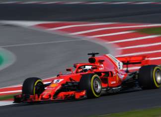 Vettel bate recorde e lidera penúltimo dia de testes em Barcelona