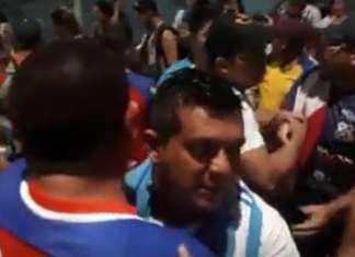 Torcedores de Papão e Tubarão mostram exemplo fora de campo. Veja o vídeo
