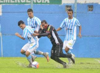 Clubes homenageiam atacante Aru nas redes sociais