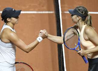 Sem vencer desde janeiro, Sharapova leva virada e cai na Alemanha