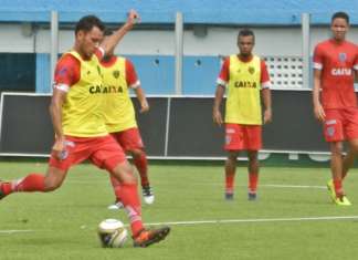 Papão volta aos treinos com cinco jogadores no DM