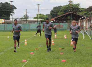 Remo treina forte para estreia e apresenta novos reforços