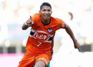 Rony pode enfim vestir a camisa do Timão