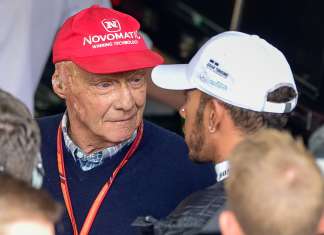 Niki Lauda garante renovação de Hamilton e cutuca Ricciardo