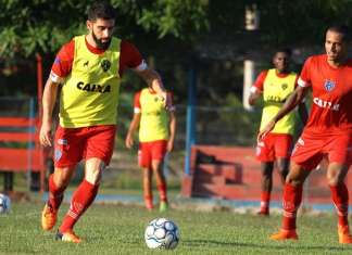 Papão volta aos treinos e artilheiro fica de fora