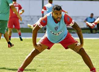 Atacante Cassiano pode ficar de fora de mais uma partida da Série B