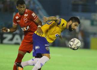 Paysandu perde para o Vila Nova e se complica na Série B