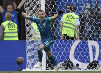 Goleiro Akinfeev anuncia aposentadoria da seleção russa