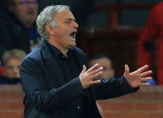 Manchester United e Valencia amargam empate na Inglaterra