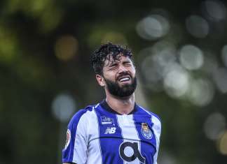 Ex-Corinthians, zagueiro Felipe anuncia que deixará o Porto