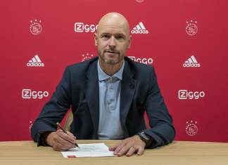 Ajax renova com técnico Erik ten Hag até 2022