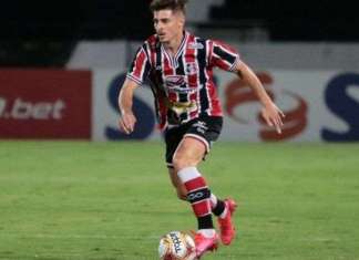Veloz e marcador: conheça novo reforço do Clube do Remo