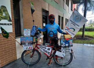 Ciclista recordista chega a Belém com ação solidária