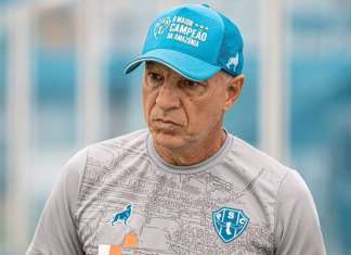 Têcnico vê lições em derrota do Paysandu e critica gramado