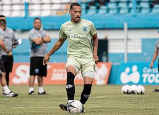 Volante do Paysandu é um dos destaques na Copa do Brasil