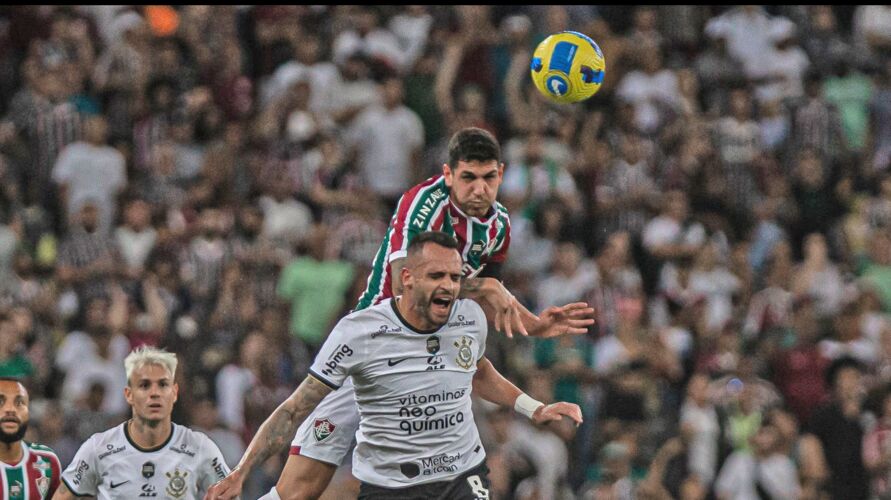 Flu arranca empate em jogo de seis gols contra o Corinthians