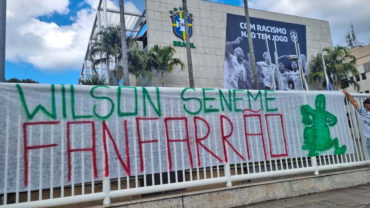 DOMINGO, VAI TER UM JOGUINHO - MANCHA ALVI VERDE (Oficial)