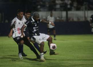 Apatia em campo soterrou o sonho de reação do Clube do Remo