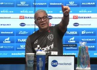 Hélio sobre Águia e clássico com o Remo: “não tenho medo”