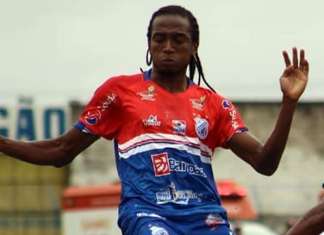 Torcedor do Águia é preso por racismo no jogo contra o Caeté