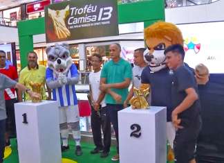 Exposição do Troféu Camisa 13 atrai torcedores em Belém