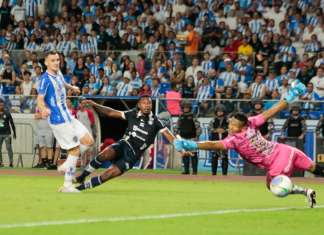 Paysandu e Remo empatam em semi com chuva de gols perdidos