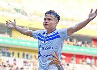 Esli Garcia renova e Paysandu busca 5 reforços de “Série A”