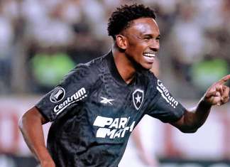 Botafogo vence e se classifica às oitavas da Libertadores