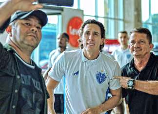 Motivado, Paysandu embarca em busca da 1ª vitória na Série B