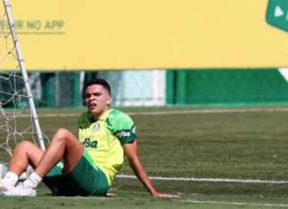 Palmeiras perde atacante após lesão em jogo-treino