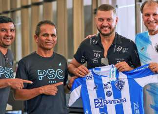 Sandro Goiano visita o Paysandu antes da final da Copa Verde