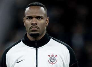 Corinthians tira Carlos Miguel de treinos após “dar migué”